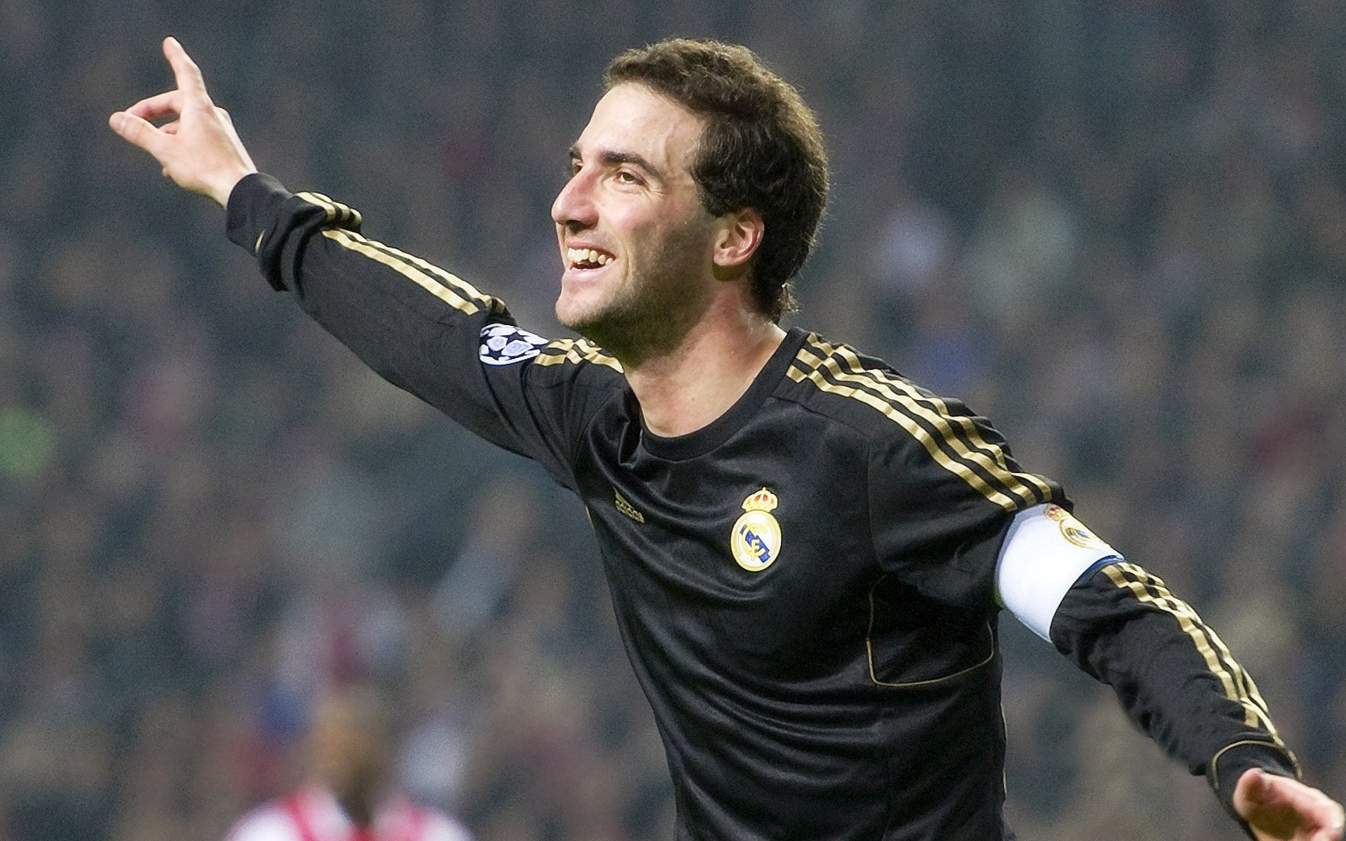 欧冠八强：米兰淘汰曼城 上演“老牌豪门对新贵”的信仰之战